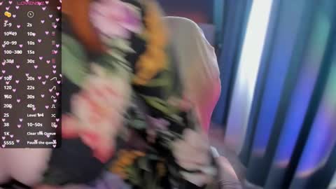 Snapshot of flower_camellia chatting on 03/06/25, 10:20 Camelia online show from 03/06/25, 10:20