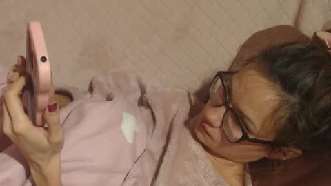 say meow and send tip  online show from 11/21/25, 01:37