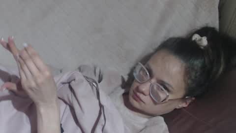 say meow and send tip  online show from 04/25/26, 05:21