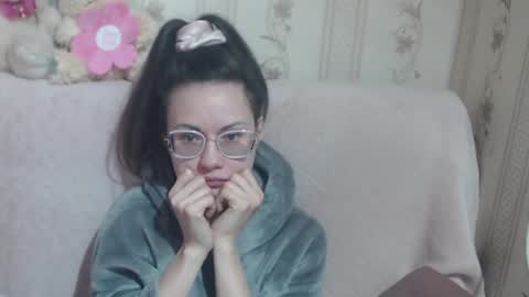 say meow and send tip  online show from 03/22/26, 11:35