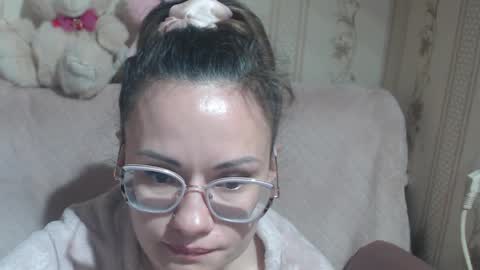 say meow and send tip  online show from 04/06/26, 12:06
