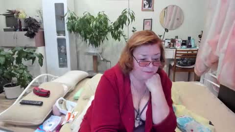 Flowerlower online show from 10/14/25, 07:03