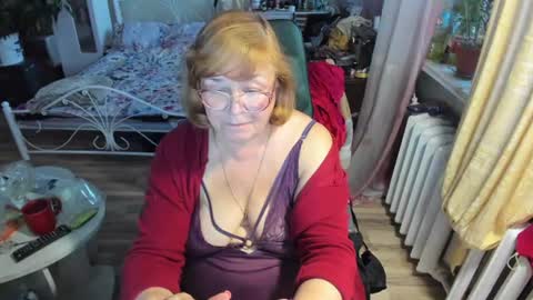 Snapshot of flowerlover8 chatting on 06/20/26, 06:54 Flowerlower online show from 06/20/26, 06:54