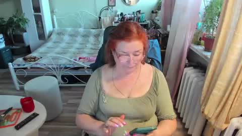 Snapshot of flowerlover8 chatting on 06/22/26, 06:38 Flowerlower online show from 06/22/26, 06:38