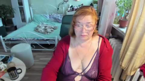 Snapshot of flowerlover8 chatting on 07/02/26, 03:17 Flowerlower online show from 07/02/26, 03:17