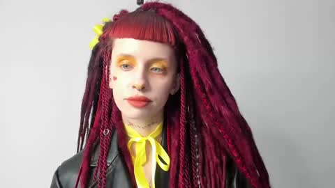 Snapshot of flowerofsin2001 chatting on 03/05/25, 11:38 Flower online show from 03/05/25, 11:38