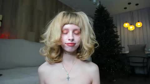 Snapshot of flowerofsin2001 chatting on 03/04/26, 03:51 Flower online show from 03/04/26, 03:51