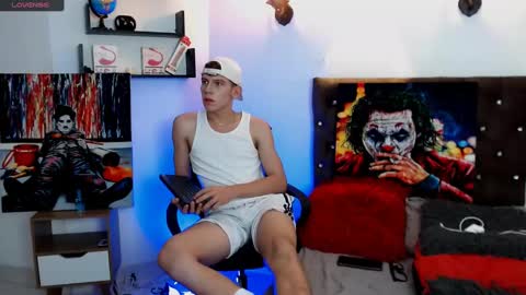 flowers109 online show from 02/26/25, 10:53