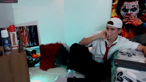 flowers109 online show from 03/03/25, 10:20