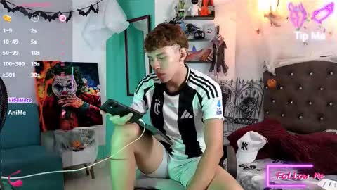 flowers109 online show from 11/03/25, 11:04