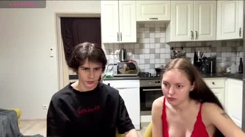 Snapshot of flowerscouple chatting on 03/27/26, 10:09 flowerscouple online show from 03/27/26, 10:09