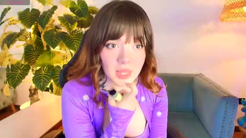 Snapshot of fluffy_bubble21 chatting on 04/16/26, 04:57 FLUFFY BUBBLE online show from 04/16/26, 04:57