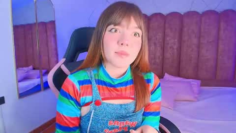 Snapshot of fluffy_bubble21 chatting on 04/17/26, 04:37 FLUFFY BUBBLE online show from 04/17/26, 04:37