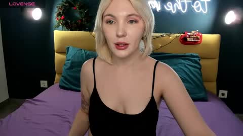 Monica online show from 12/27/24, 01:22