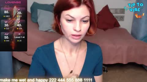 Fluffy Tail online show from 09/22/25, 03:19