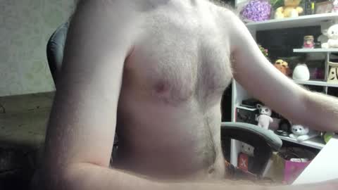 Snapshot of fluffycat_ chatting on 11/17/25, 02:12 fluffycat online show from 11/17/25, 02:12