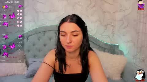 Lina online show from 09/30/25, 01:43