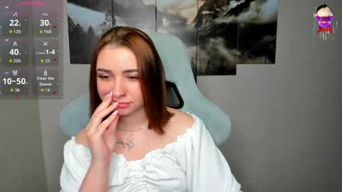 Lina online show from 06/06/26, 12:05