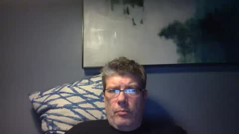 Snapshot of fluidconscience chatting on 02/04/25, 06:04 FluidConscience online show from 02/04/25, 06:04