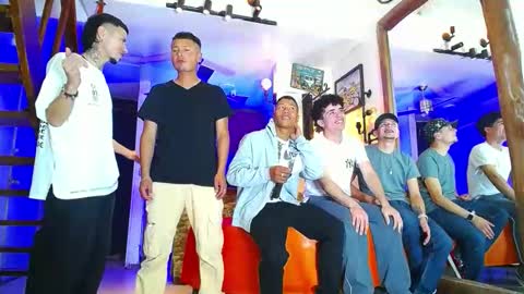 flyckers online show from 09/30/25, 08:14