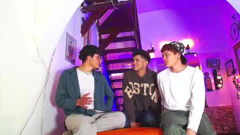 flyckers online show from 10/19/25, 08:20