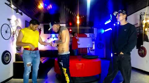 flyckers online show from 05/03/26, 12:11
