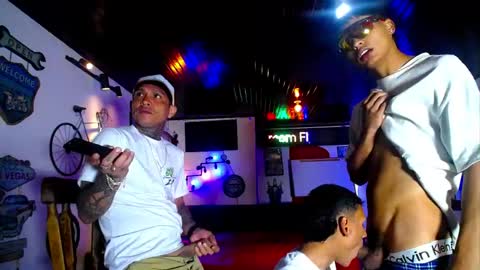 flyckers online show from 05/09/26, 01:16