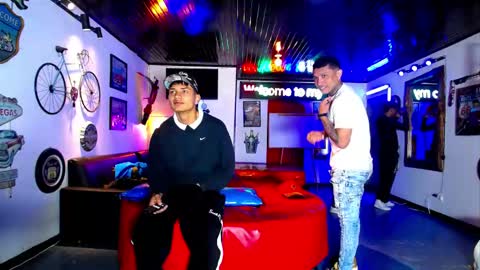 flyckers online show from 05/17/26, 02:02