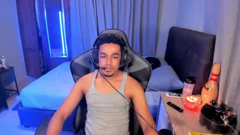 Carlos online show from 12/19/25, 02:51