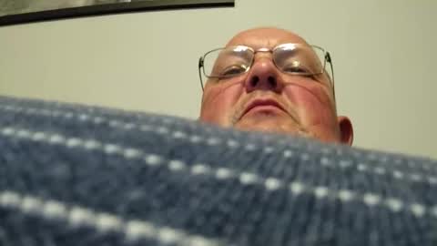 Snapshot of focusfuker chatting on 10/18/25, 10:43 focusfuker online show from 10/18/25, 10:43