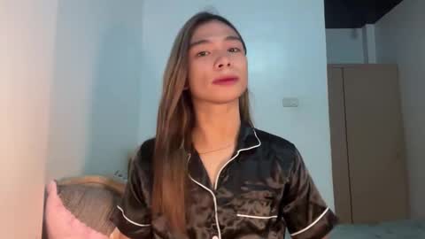 Snapshot of foeheart chatting on 02/15/26, 08:46 Foe online show from 02/15/26, 08:46