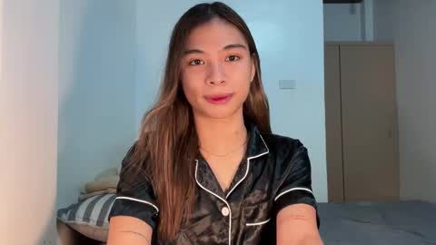 Snapshot of foeheart chatting on 02/24/26, 03:32 Foe online show from 02/24/26, 03:32