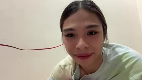 Snapshot of foeheart chatting on 05/19/26, 02:51 Foe online show from 05/19/26, 02:51