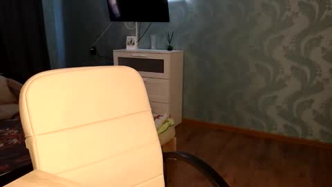 Snapshot of fofhcf chatting on 03/24/26, 03:17 Molli Ready for any play with you. Hottest show in pvt Help a student earn big tokens online show from 03/24/26, 03:17