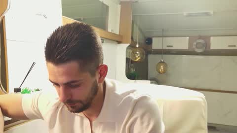 independent model online show from 05/06/26, 06:46