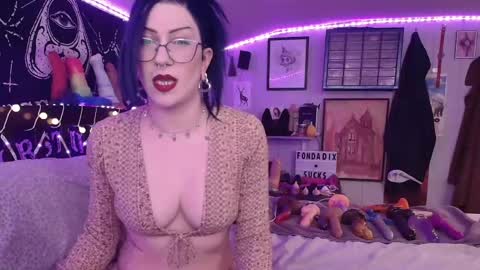 Fonda Dix online show from 01/14/25, 07:59