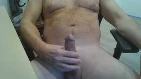 Snapshot of fool4surf chatting on 12/16/25, 08:14 Socalman online show from 12/16/25, 08:14