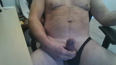 Snapshot of fool4surf chatting on 02/19/26, 08:05 Socalman online show from 02/19/26, 08:05