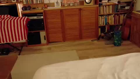 Snapshot of foolforyoubabe chatting on 12/15/25, 08:24 cum together online show from 12/15/25, 08:24