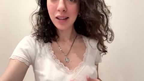 Snapshot of forbiddennvelvet chatting on 11/15/25, 03:30 forbiddennvelvet online show from 11/15/25, 03:30