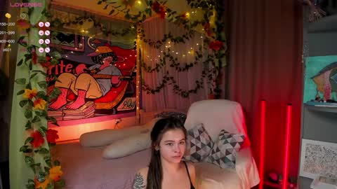 Snapshot of forest_lina chatting on 12/04/24, 05:38 online show from 12/04/24, 05:38