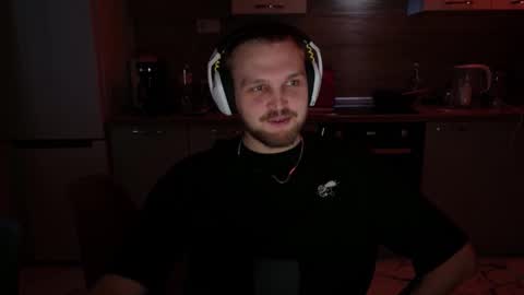 Snapshot of forevarrr chatting on 01/17/26, 11:48 forevarrr online show from 01/17/26, 11:48