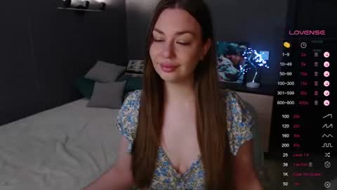 Julia online show from 06/22/26, 02:35
