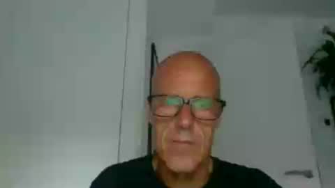 Snapshot of forrest66667 chatting on 07/14/26, 06:46 Kenny online show from 07/14/26, 06:46