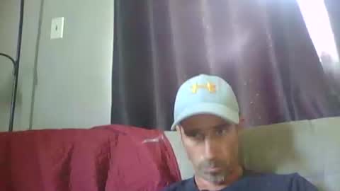 Snapshot of fouraide42 chatting on 09/17/25, 02:41 fouraide42 online show from 09/17/25, 02:41
