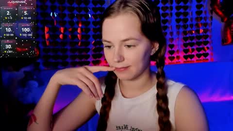 Lisa online show from 03/06/26, 08:27