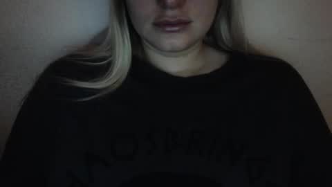 i am your baby Alien  online show from 01/08/25, 05:05