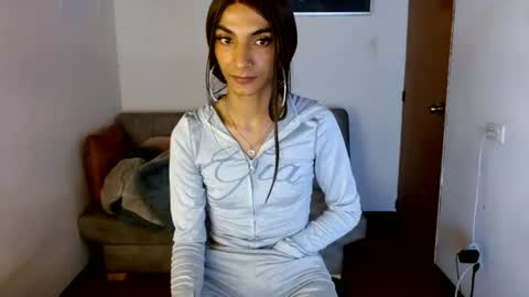 Snapshot of foxkatty69 chatting on 07/02/26, 11:33 Katty online show from 07/02/26, 11:33