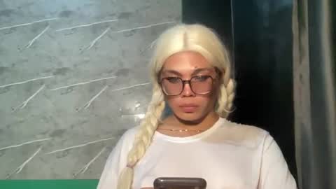 KITTY online show from 06/09/26, 11:33