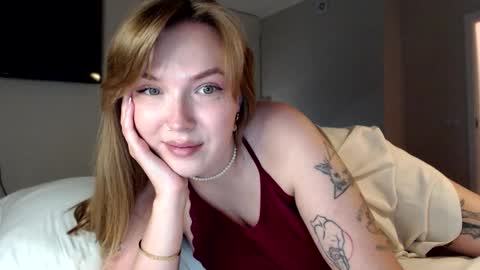 Snapshot of foxxycindy chatting on 09/11/25, 10:54 Cindy online show from 09/11/25, 10:54